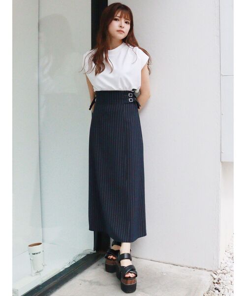 MURUA（ムルーア）の「スクエアリブタンク（Tシャツ/カットソー・レディース・ブラック/ホワイト・FREE）」の11枚目の写真