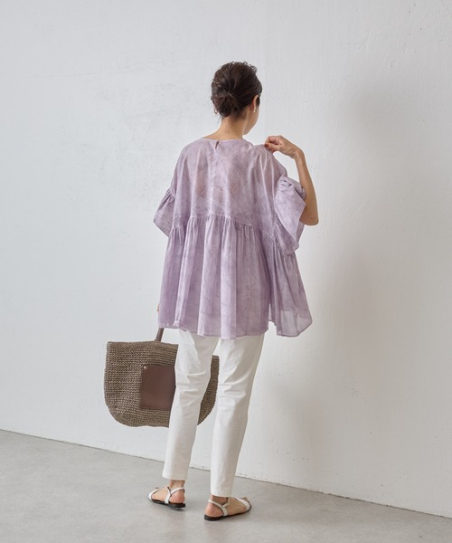 新品タグ付✨BEARDSLEY ビアズリー ムラ染めギャザーブラウス BEARDSLEY（ビアズリー）の「ムラ染めギャザーブラウス（シャツ