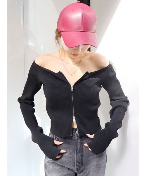 EVRIS（エヴリス）の「フロントジップオフショルニットトップス（ニット/セーター・レディース・ホワイト/ブラック/レッド/グリーン・FREE）」の11枚目の写真