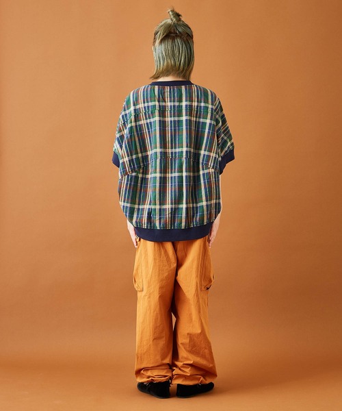 CUBE SUGAR（キューブシュガー）の「空紡糸先染めチェック柄リブ付バルーンシャツ（シャツ/ブラウス・レディース・グレー/マスタード/ピンク/グリーン/マルチ・M）」の11枚目の写真