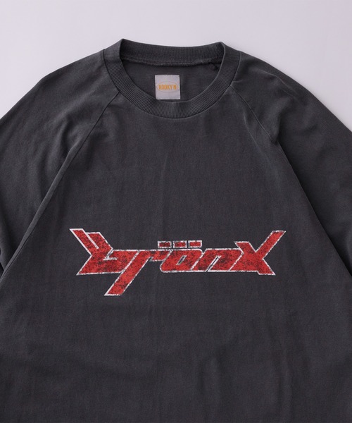 WHO'S WHO gallery（フーズフーギャラリー）の「【KOOKY'N/クーキー】BRONXヴィンテージライクロゴラグランロンT（Tシャツ/カットソー・レディース・ネイビー/ホワイト/チャコールグレー/ブラック/ブラウン・FREE）」の16枚目の写真