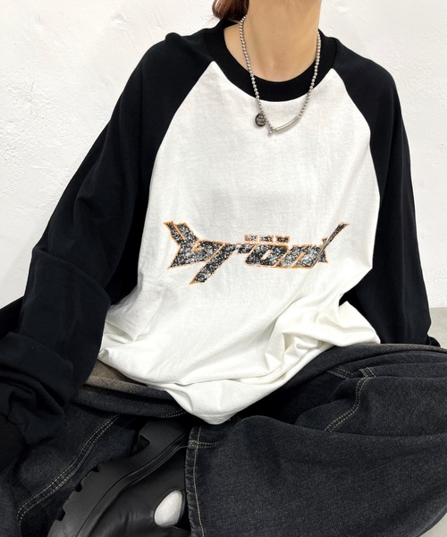 WHO'S WHO gallery（フーズフーギャラリー）の「【KOOKY'N/クーキー】BRONXヴィンテージライクロゴラグランロンT（Tシャツ/カットソー・レディース・ネイビー/ホワイト/チャコールグレー/ブラック/ブラウン・FREE）」の18枚目の写真