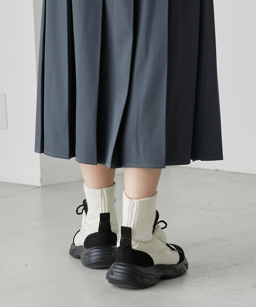 forksy.（フォルクシー）の「【forksy.】スニーカーソックスブーツ（ブーツ・レディース・ブラック/アイボリー・M/LL/L/S）」の8枚目の写真