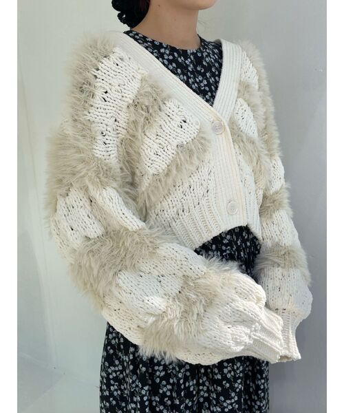 merry jenny（メリージェニー）の「モールシャギーコンビカーディガン（カーディガン/ボレロ・レディース・アイボリー/ピンク・FREE）」の4枚目の写真