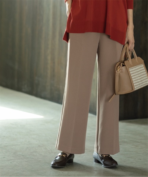 OPAQUE.CLIP(オペークドットクリップ)の「◆≪SS-LLsize≫ イージーワイドストレッチパンツ/ネオサーモ【蓄熱素材/洗濯機洗い可/ストレッチ/イージーケア】(その他パンツ・レディース・ブラック/ボルドー/ブラウン系その他/オフホワイト・38/40/36/34/42)」の4枚目の写真