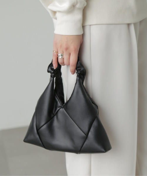 FREE'S MART(フリーズマート)の「◆ギャザーハンドルパネルバッグ(ショルダーバッグ・レディース・シルバー/グリーン/ブラック・フリ-)」の2枚目の写真