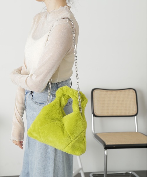 FREE'S MART(フリーズマート)の「◆ギャザーハンドルパネルバッグ(ショルダーバッグ・レディース・シルバー/グリーン/ブラック・フリ-)」の8枚目の写真