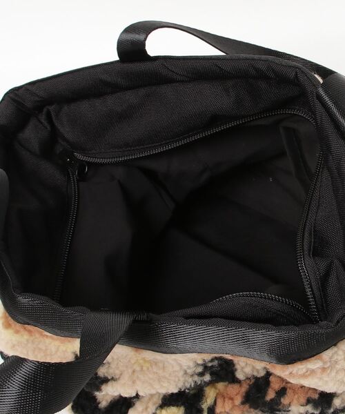 PENDLETON（ペンドルトン）の「∴【 PENDLETON / ペンドルトン 】 ボア素材 ミニトートバッグ BOA TOTE（トートバッグ・レディース・ブラック/オフホワイト/ブラウン・FREE）」の6枚目の写真