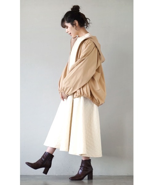 zootie（ズーティー）の「ボリュームバルーン ギャザーブルゾン（ブルゾン・レディース・ベージュ・フリー）」の6枚目の写真