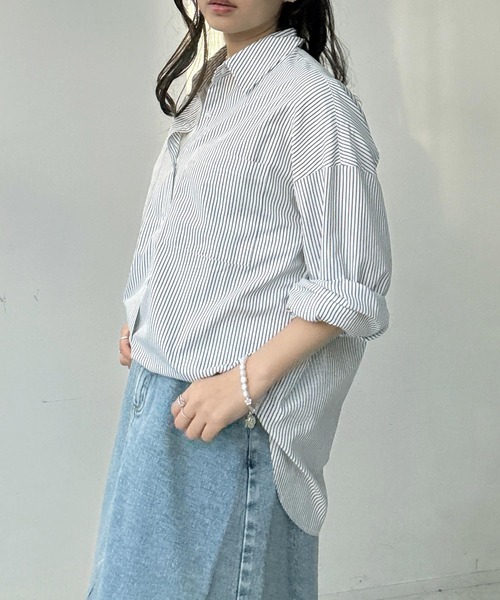 AS KNOW AS plus（アズノゥアズプラス）の「☆ダブルポケット ビッグシャツ  (ストライプ ・チェック・デニムシャツ)【【UNISEX ITEM】（シャツ/ブラウス・レディース・アイボリー系/ベージュ系/ブラック系/ブラック系その他/ブラウン系2/アイボリー系2/ブラック系2/ブラウン系3/サックスブルー系3/ブラック系3/ブルー系4/ホワイト系その他4/ホワイト系4/ブルー系その他4・FREE）」の3枚目の写真