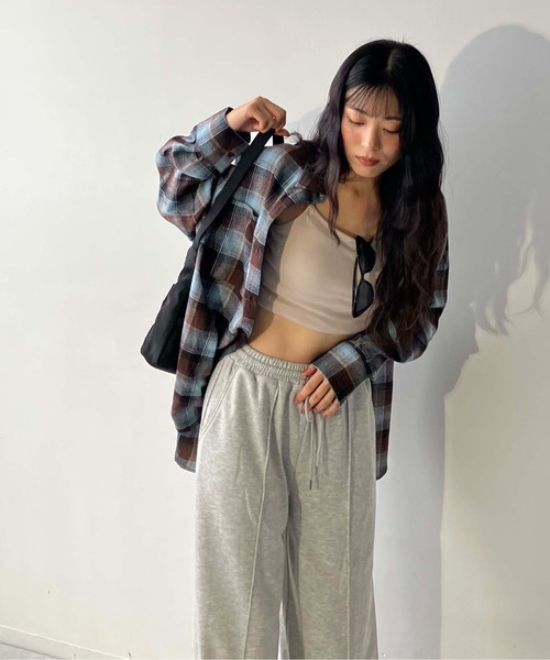 AS KNOW AS plus（アズノゥアズプラス）の「☆ダブルポケット ビッグチェックシャツ 【UNISEX ITEM】（シャツ/ブラウス・レディース・アイボリー系/ベージュ系/ブラック系/ブラック系その他/ブラウン系2/アイボリー系2/ブラック系2/ブラウン系3/サックスブルー系3/ブラック系3/ブルー系4/ホワイト系その他4/ホワイト系4/ブルー系その他4/パープル系・FREE）」の20枚目の写真