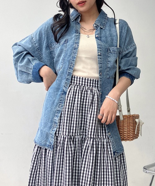 AS KNOW AS plus（アズノゥアズプラス）の「☆ダブルポケット ビッグシャツ  (ストライプ ・チェック・デニムシャツ)【【UNISEX ITEM】（シャツ/ブラウス・レディース・アイボリー系/ベージュ系/ブラック系/ブラック系その他/ブラウン系2/アイボリー系2/ブラック系2/ブラウン系3/サックスブルー系3/ブラック系3/ブルー系4/ホワイト系その他4/ホワイト系4/ブルー系その他4・FREE）」の17枚目の写真