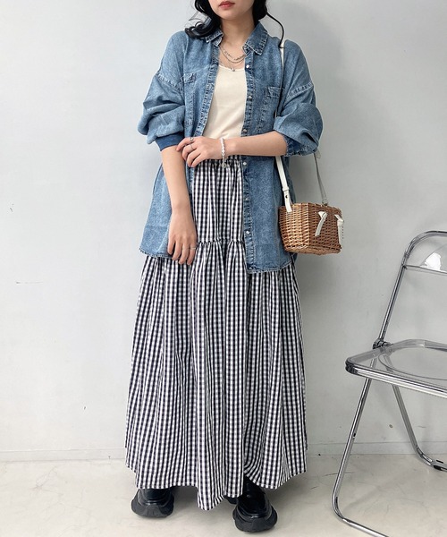 AS KNOW AS plus（アズノゥアズプラス）の「☆ダブルポケット ビッグシャツ  (ストライプ ・チェック・デニムシャツ)【【UNISEX ITEM】（シャツ/ブラウス・レディース・アイボリー系/ベージュ系/ブラック系/ブラック系その他/ブラウン系2/アイボリー系2/ブラック系2/ブラウン系3/サックスブルー系3/ブラック系3/ブルー系4/ホワイト系その他4/ホワイト系4/ブルー系その他4・FREE）」の19枚目の写真