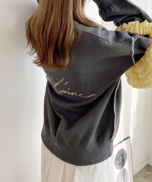 Futier land（フューティアランド）の「ふんわり暖かい大人ニット。バック刺繍リンキングニット（ニット/セーター・レディース・ライトベージュ/チャコールグレー/カーキ/ネイビー/ライトグレー/アイボリー・FREE）」の15枚目の写真