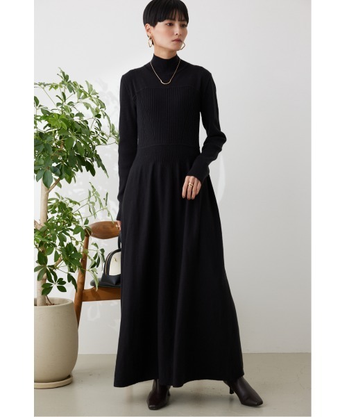 crie conforto(クリーコンフォルト)の「ウエストメイクニットワンピース(ワンピース・レディース・ブラック/ブルー/グレー・SMALL/MEDIUM)」の17枚目の写真