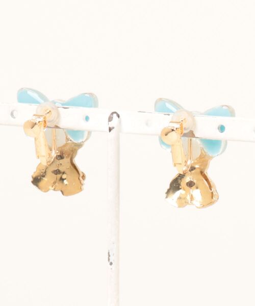 tone（トーン）の「【ainoko Labo】feminine ribbon teddy bear earrings(MA)（イヤリング・レディース・ブルー・FREE）」の2枚目の写真