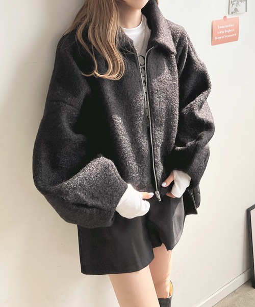 Futier land(フューティアランド)の「シーブボアショートジャケット(ブルゾン・レディース・アイボリー/ブラック/グレイッシュベージュ・MEDIUM)」の9枚目の写真