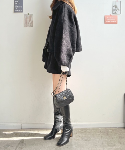 Futier land(フューティアランド)の「シーブボアショートジャケット(ブルゾン・レディース・アイボリー/ブラック/グレイッシュベージュ・MEDIUM)」の17枚目の写真