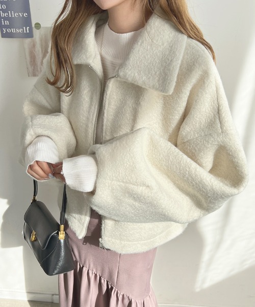 Futier land(フューティアランド)の「シーブボアショートジャケット(ブルゾン・レディース・アイボリー/ブラック/グレイッシュベージュ・MEDIUM)」の21枚目の写真