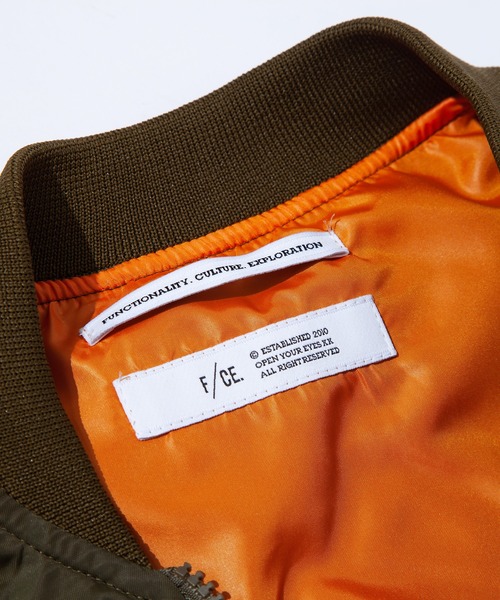 F/CE. （エフシーイー）の「F/CE. QUILT-LIKE BOMBER JACKET / エフシーイー キルトライク ボンバージャケット（MA-1・メンズ・グレー/オリーブ・SMALL）」の7枚目の写真