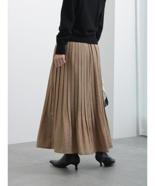 Te chichi(テチチ)の「光沢サテンロングプリーツスカート(スカート・レディース・ベージュ/グレー・F)」の10枚目の写真