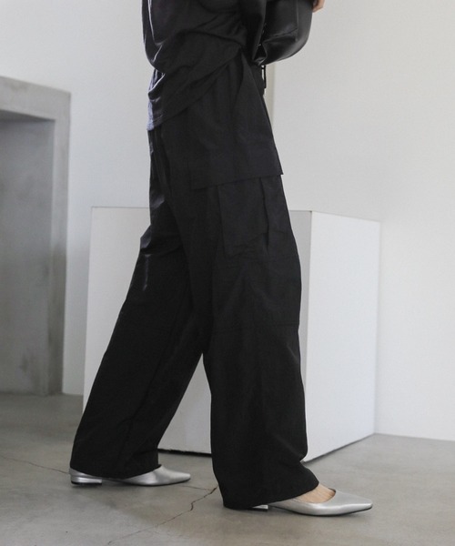 select MOCA（セレクトモカ）の「ナイロンカーゴパンツ（カーゴパンツ・レディース・ブラック/アイボリー/グレー・FREE）」の5枚目の写真