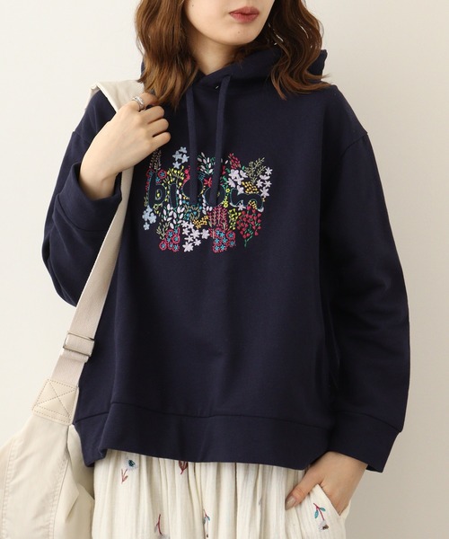 Emago(イマゴ)の「EMAGO ロゴ刺繍パーカー(パーカー・レディース・ネイビー/ブラウン/アイボリー・FREE)」の3枚目の写真