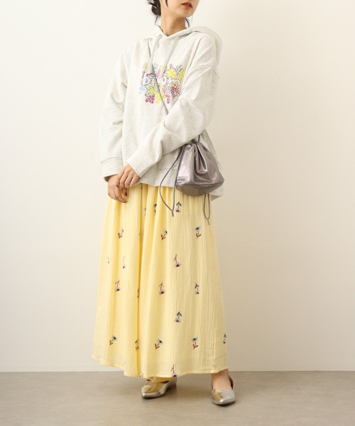 Emago(イマゴ)の「EMAGO ロゴ刺繍パーカー(パーカー・レディース・ネイビー/ブラウン/アイボリー・FREE)」の7枚目の写真