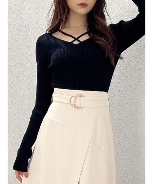 RESEXXY（リゼクシー）の「デコルテクロスニットトップス（ニット/セーター・レディース・ブラック/ホワイト/ピンク/ブルー・FREE）」の3枚目の写真