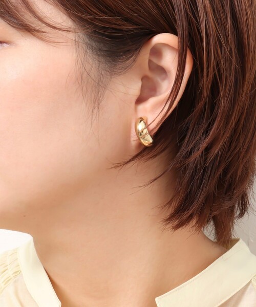 NOLLEY’S Sophi(ノーリーズソフィ)の「ワイドG型 イヤリング(イヤリング・レディース・シルバー/ゴールド・FREE)」の12枚目の写真