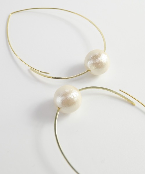 anq.(アンク)の「「anq.」コットンパール ピアス(ピアス(両耳用)・レディース・ホワイト・ONE SIZE)」の1枚目の写真