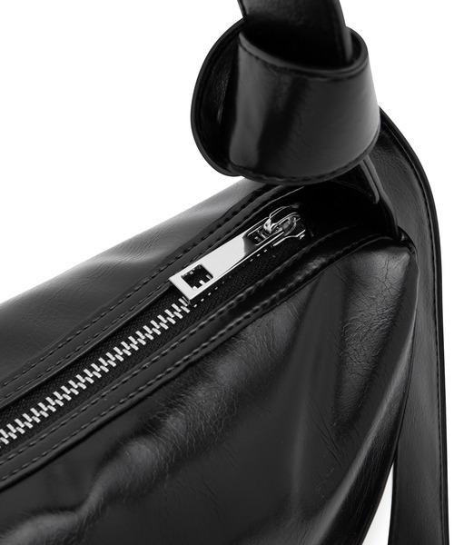 ADAM ET ROPE'(アダムエロペ)の「【サステナブル】ムスビショルダーバッグ(ショルダーバッグ・レディース・ブラック/サックスブルー/ホワイト・FREE)」の14枚目の写真