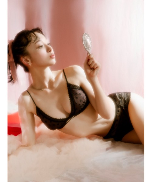 LILY BROWN(リリーブラウン)の「【LILY BROWN Lingerie】ブラレットセット/メニーハート(ブラ&ショーツ・レディース・ブラック/レッド・M/S)」の7枚目の写真