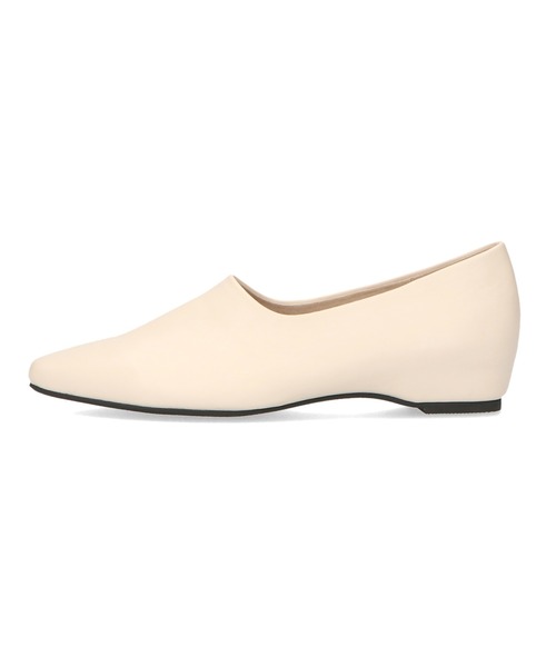 WA ORiental TRaffic(ダブルエーオリエンタルトラフィック)の「インヒール甲深パンプス 42113(パンプス・レディース・ブラック/ホワイト・38/35/39/37/40/34/41/36/42)」の5枚目の写真