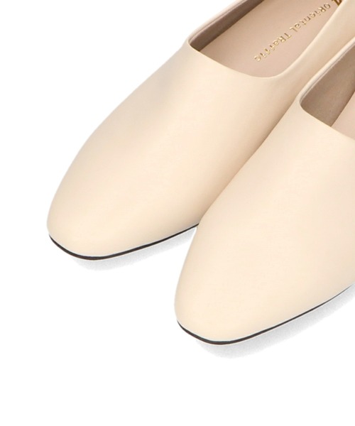 WA ORiental TRaffic(ダブルエーオリエンタルトラフィック)の「インヒール甲深パンプス 42113(パンプス・レディース・ブラック/ホワイト・38/35/39/37/40/34/41/36/42)」の7枚目の写真