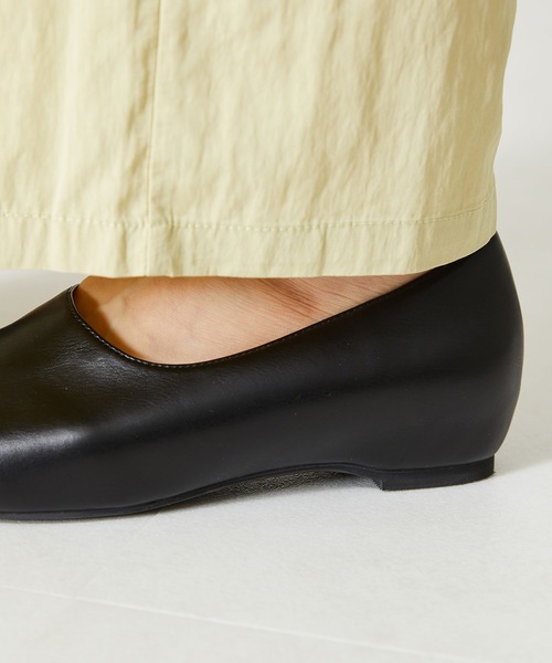 WA ORiental TRaffic(ダブルエーオリエンタルトラフィック)の「インヒール甲深パンプス 42113(パンプス・レディース・ブラック/ホワイト・38/35/39/37/40/34/41/36/42)」の10枚目の写真