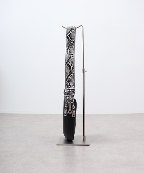 FUNALIVE（ファンアライブ）の「Pisoraro カラーコンビ　エコバッグ付スマホポシェット（ショルダーバッグ・レディース・ブラック/アイボリー・FREE）」の6枚目の写真