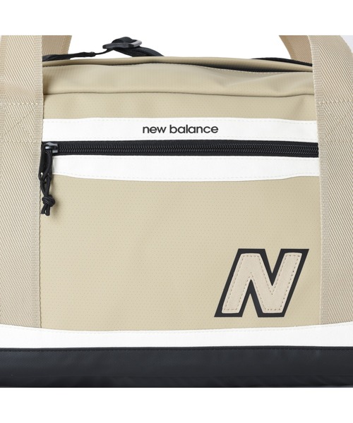 New Balance ボストンバッグ ベージュ NEW BALANCE（ニューバランス）の「レガシー ダッフルバッグ