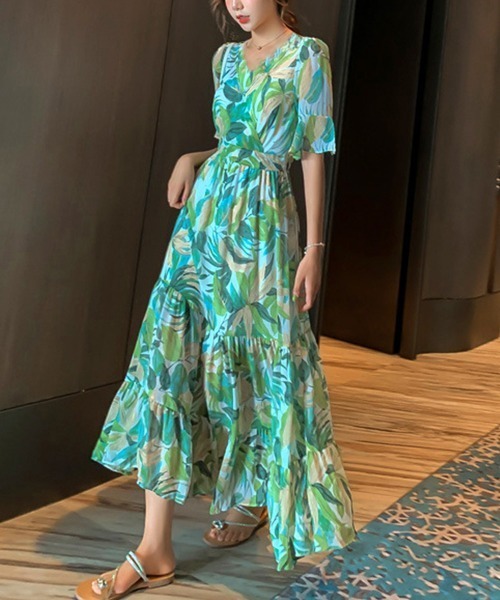 Miniministore(ミニミニストア)の「花柄 ティアードワンピース春夏 Vネック(ワンピース・レディース・グリーン・XL/2XL/M/L)」の3枚目の写真