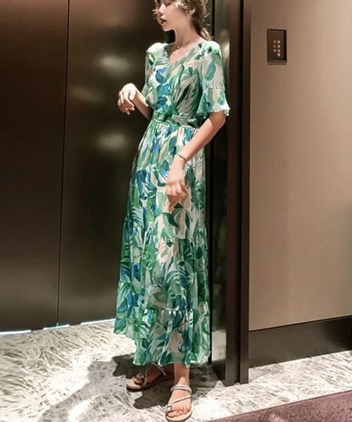 Miniministore(ミニミニストア)の「花柄 ティアードワンピース春夏 Vネック(ワンピース・レディース・グリーン・XL/2XL/M/L)」の8枚目の写真