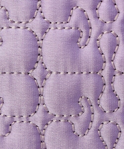 GANNI（ガニー）の「GANNI/ガニー SMALL BUTTERFLY POUCH SATIN BAG / A5222_099 / A5409_780 / A5410_428 / ワンハンドルバッグ（ハンドバッグ・レディース・ラベンダー/ブラック/ブルーグリーン・ONE SIZE）」の5枚目の写真