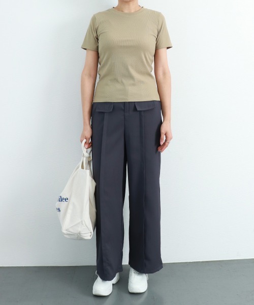 Miniministore(ミニミニストア)の「無地Tシャツ 半袖 レディース 8色(Tシャツ/カットソー・レディース・ブラウン/サンドベージュ/ダークグレー/カーキ/ライトグレー/ダークブラウン/ブラック/ホワイト・M/L)」の17枚目の写真