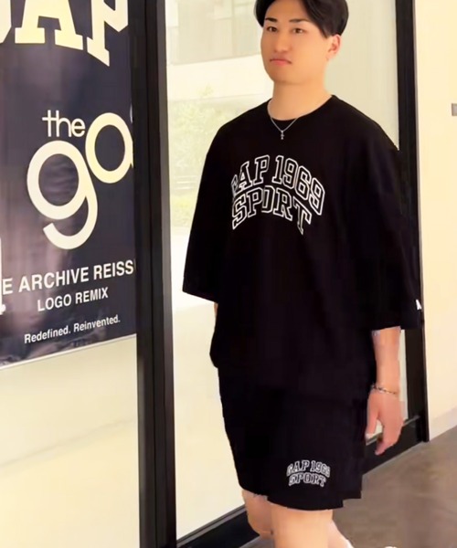 セール】GAP1969ロゴ オーバーサイズ クルーネック スウェット