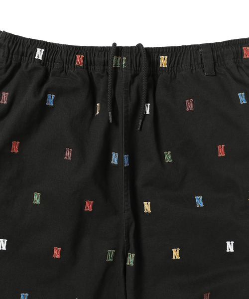 thisisneverthat(ディスイズネバーザット)の「Embroidered Easy Pant(チノパンツ・メンズ・ブラック・S/M/L/XL)」の2枚目の写真