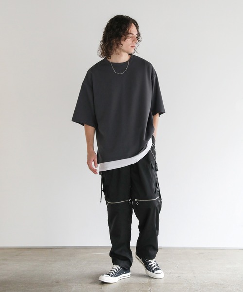 ASTRONOMY(アストロノミー)の「Buyer's Select / UVカット梨地裾スリット入りオーバーサイズ5分袖Tシャツ(Tシャツ/カットソー・メンズ・グレー/アイボリー/ブラック/ブルー系/ベージュ・L/LL/M)」の20枚目の写真