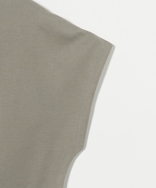 MARW UNITED ARROWS（マルゥ ユナイテッドアローズ）の「＜MARW UNITED ARROWS＞ベーシック クルーネック Tシャツ ‐汗ジミ防止‐（Tシャツ/カットソー・レディース・ダークグレー/ホワイト/ブラック/オリーブ/クリーム・FREE）」の13枚目の写真