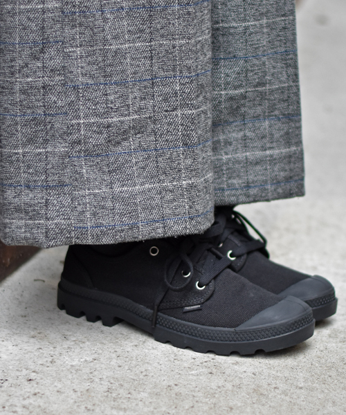 PALLADIUM(パラディウム)の「PALLADIUM/パラディウム Pampa Oxford/パンパ オックスフォード 92351(スニーカー・レディース・ホワイト/ブラック/ライトパープル/ホワイト系その他/イエロー/コーラル・24.0cm/25.0cm/23.0cm/24.5cm/23.5cm/22.5cm/24cm/23cm/25cm)」の3枚目の写真