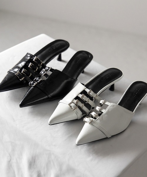 me+em select（ミームセレクト）の「※※【 ４color 】ベルテッドポインテッドトゥフェイクレザーミュール ／ belted pointed toe fake leather mules（パンプス・レディース・ホワイト/ブラック/シルバー/ブルー・39/38/37/36）」の11枚目の写真