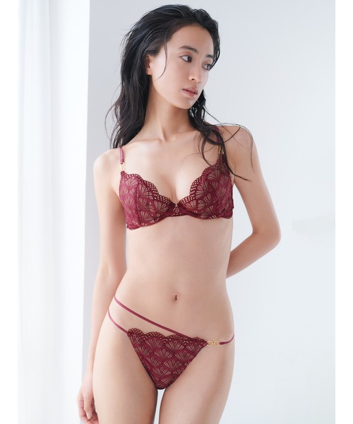 Ravijour(ラヴィジュール)の「シェリーガーデン ビューティーリフト ブラ(Fカップ)(ブラジャー・レディース・ホワイト/ブラック/ボルドー・F65/F70)」の7枚目の写真