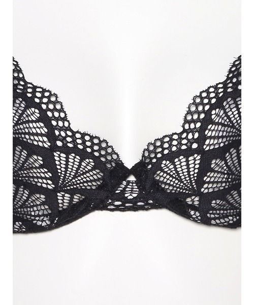 Ravijour(ラヴィジュール)の「シェリーガーデン ビューティーリフト ブラ(Fカップ)(ブラジャー・レディース・ホワイト/ブラック/ボルドー・F65/F70)」の14枚目の写真